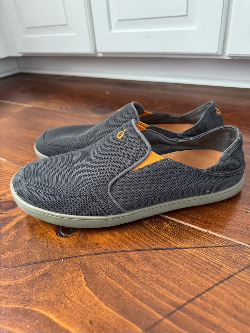 OluKai‎ Nohea Mesh Slip-On Men's. Dark Shadow. Size 11